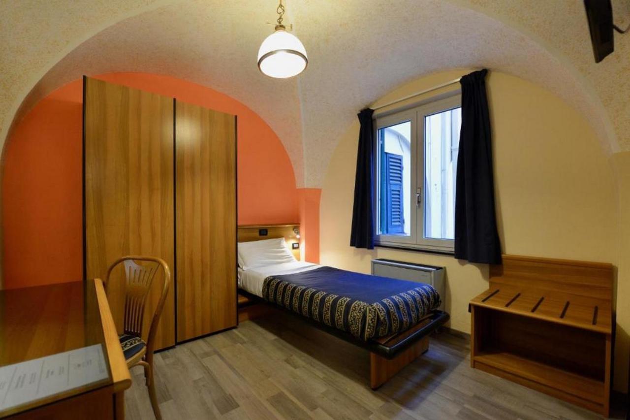 Hotel Europa ジェノヴァ エクステリア 写真