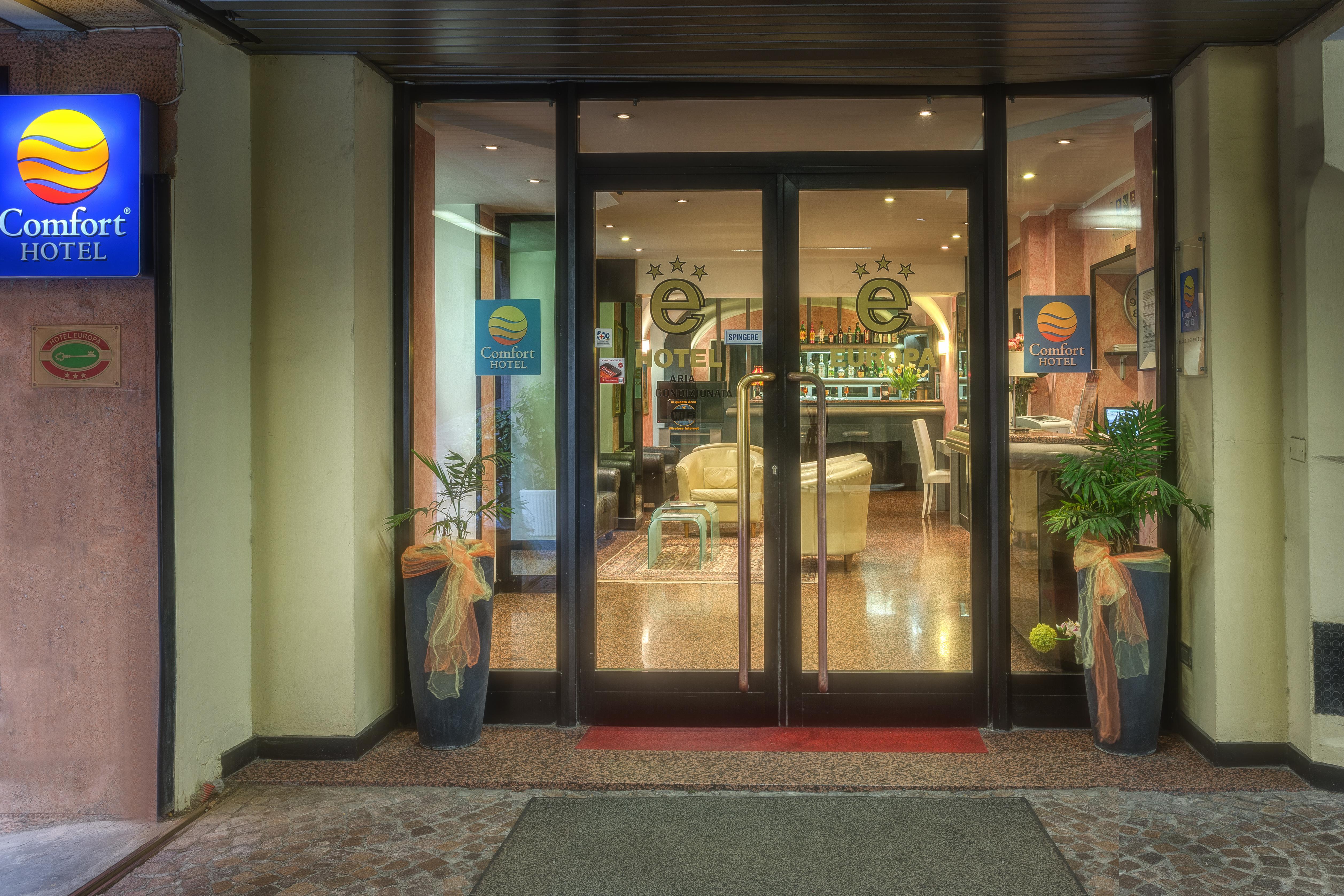 Hotel Europa ジェノヴァ エクステリア 写真