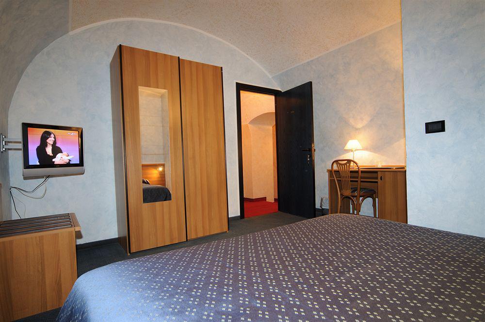 Hotel Europa ジェノヴァ 部屋 写真
